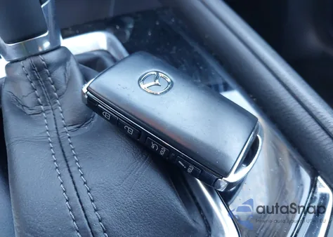 2021 Mazda Cx-5 Touring z USA, uszkodzony, nr VIN JM3KFBCM3M0438199